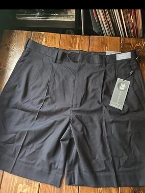 Men's Black Flat-Front Performance Shorts -